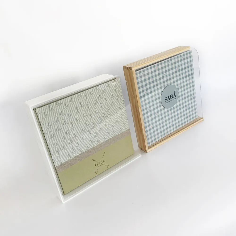 Caja Metacrilato Mireia